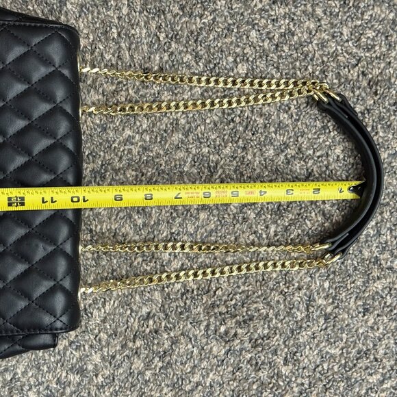 Black Quilted Crossbody Handbag - Picture 8 of 11